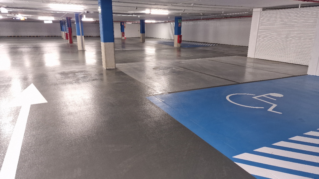 parking-garaje-pavimento-urbano Pavimento de resina para parking y garaje con señalización de plazas
